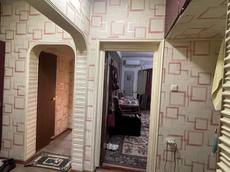 Срочно продается 3 комнатная квартира Цена договорная