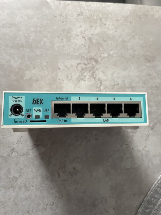 Router Mikrotik hEX RB750Gr3