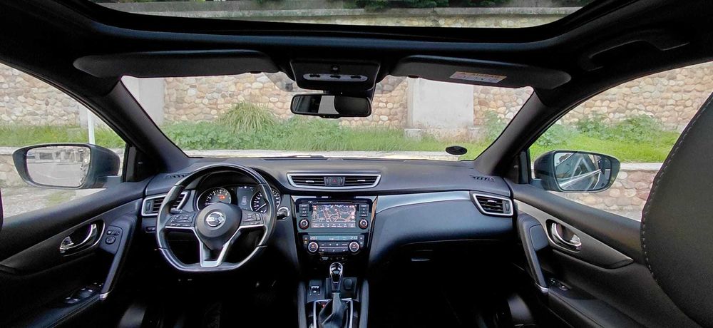 Nissan Qashqai – 1.3 DIG-T Benzina – 160 CP – Cutie automată