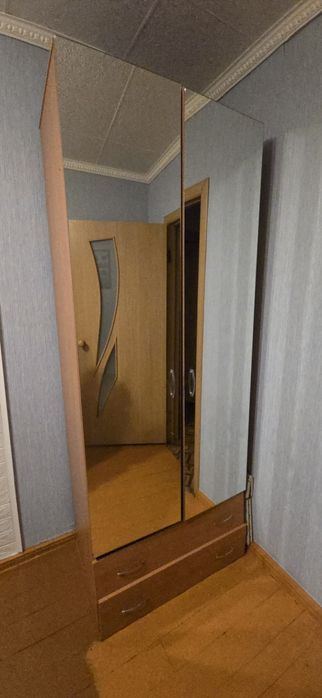 Продам платяной шкаф