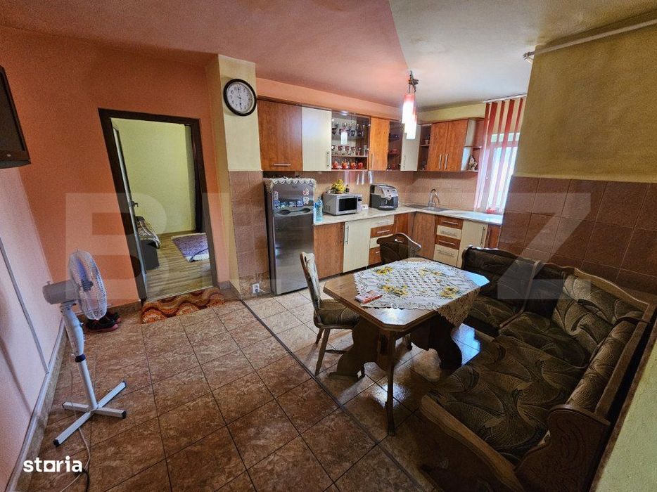 Apartament de 2 camere decomandat, 49mp etaj intermediar zona Baciu