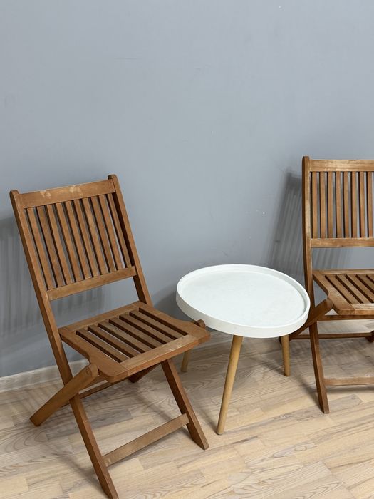 Продам набор 2 стула со столиком