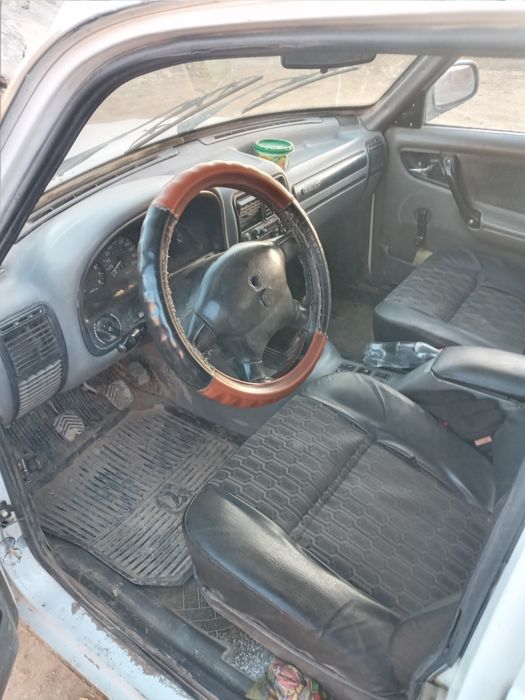 Газ 3110 сотилади.