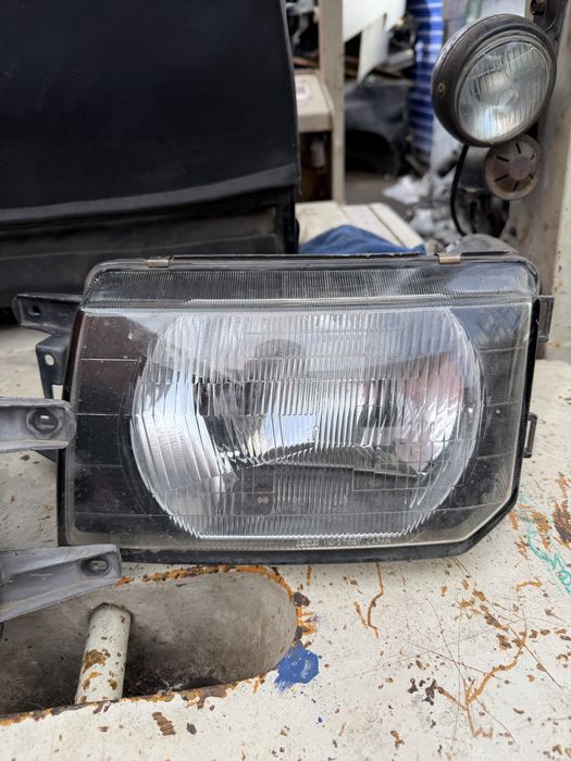 Фары на Mitsubishi RVR