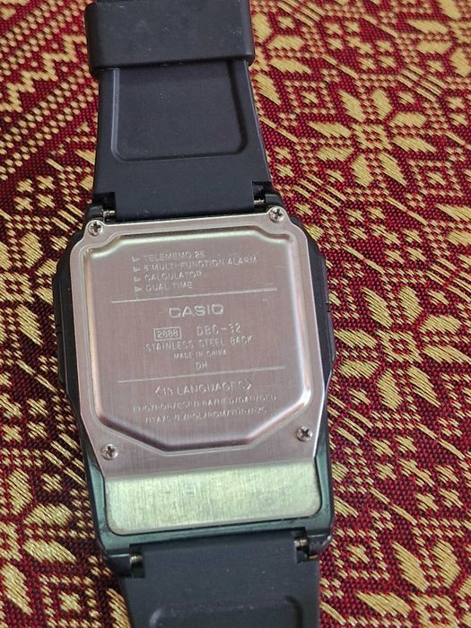 Продава се часовник Casio DBC-32
