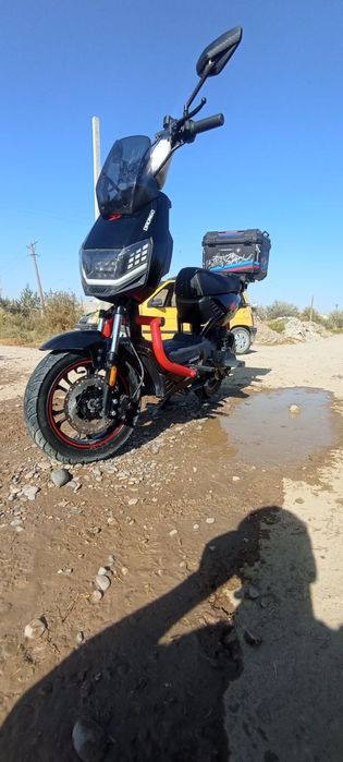 Skuter sotiladi holadi ideal