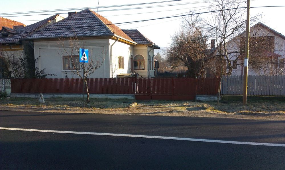 Casă + teren 2935 mp de vânzare Băiculești, DN7C – poziție excelentă