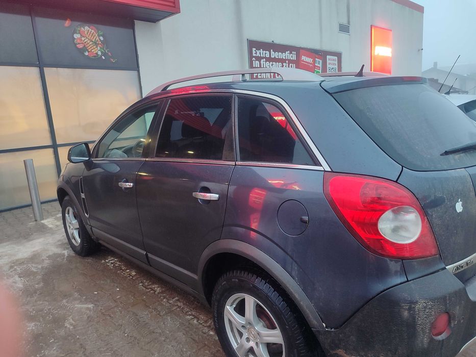 Se vinde Opel Antara 4x4 2dizel  2007 150cp cutie manuală