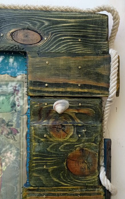 Продаётся винтажная карта.