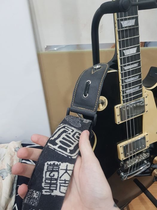 Продам леспол harley benton