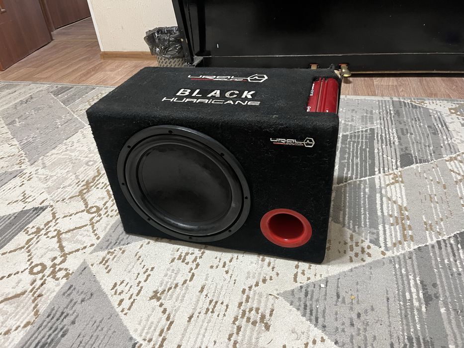 Сабвуфер колонка