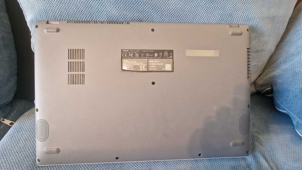 Asus M509DA - AMD Ryzen 3700U, 8GB RAM, 512GB SSD