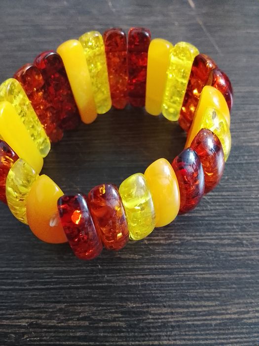 Браслет из янтаря