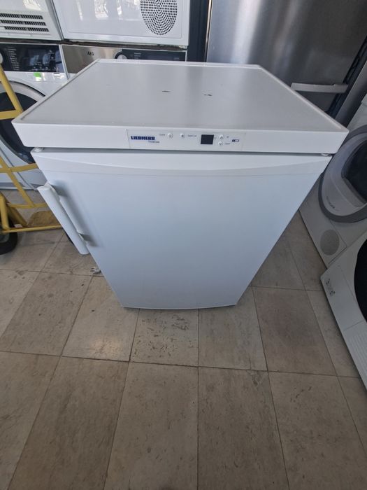 Компактен хладилник LIEBHERR