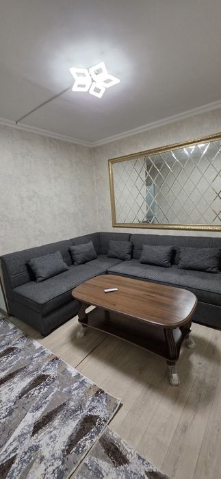 Yashnobod Kadesheva bozori Olmos metrosi yaqinida kvartira bor