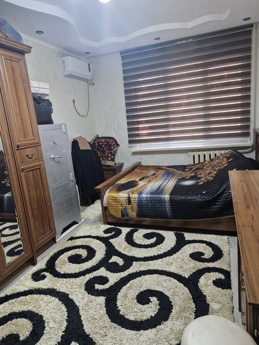 4-х комнатная квартира в Юнусабад 8 квартал