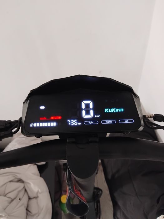 Trotineta kukirin g2