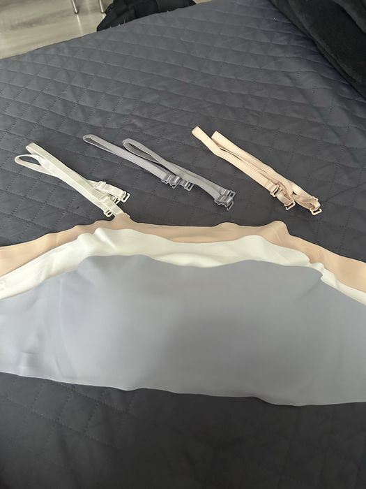 Безшевни сутиени