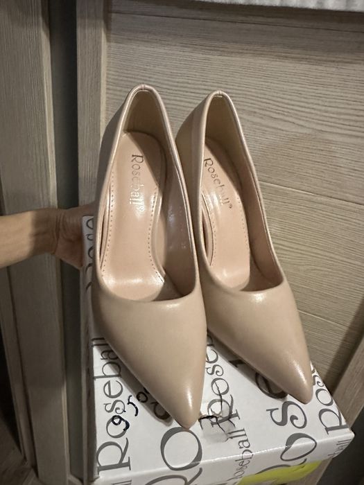 Туфли новые классные стильные