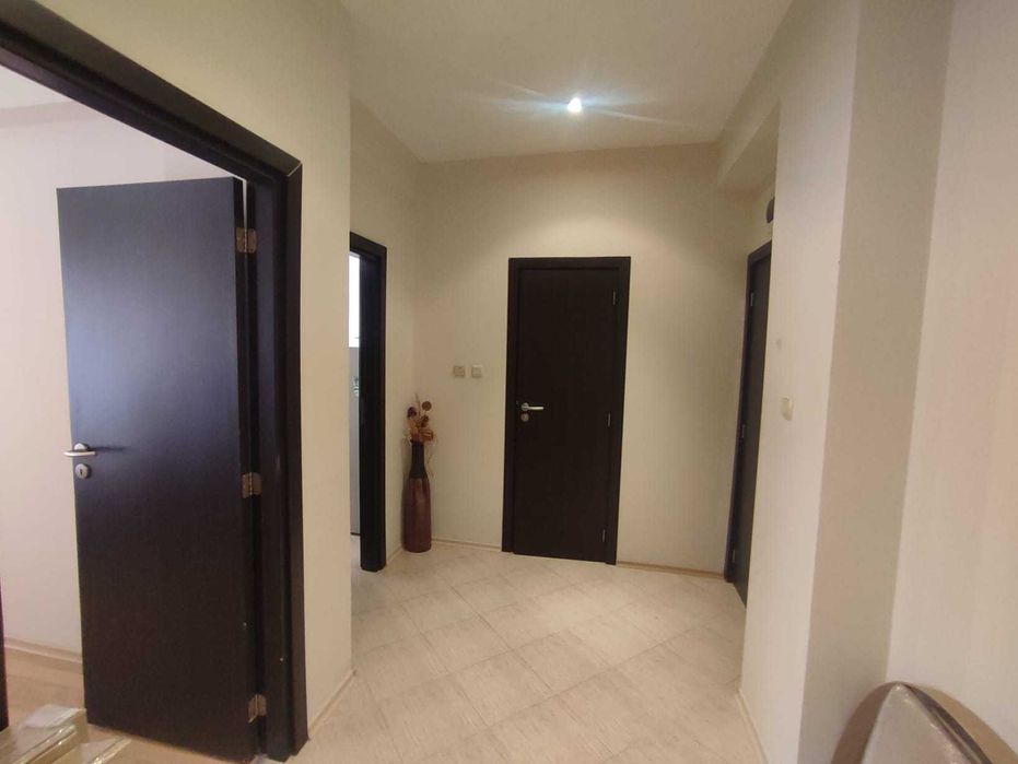 Продава се Двустаен апартамент в к.к. Златни пясъци - 64 кв.м за 1344 €/кв.м - Снимка #3