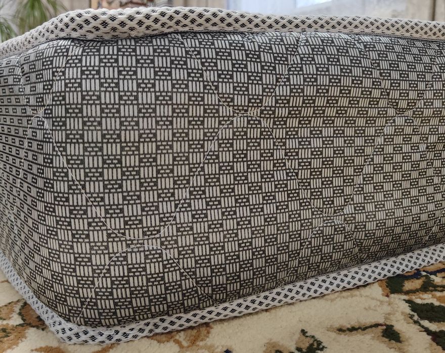 Продам матрас для кровати