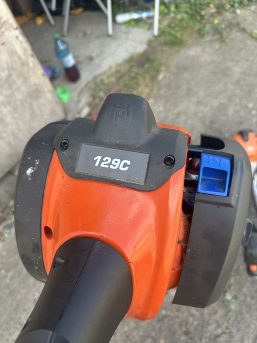 Vand Motocoasa Husqvarna 129C stare ca noua!