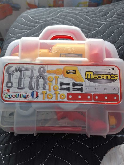 Vindem trusa unelte copii