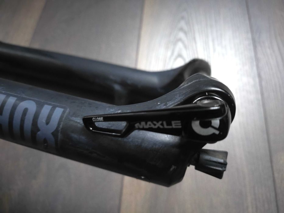 Rock Shox 35 Silver R, KMC, SRAM