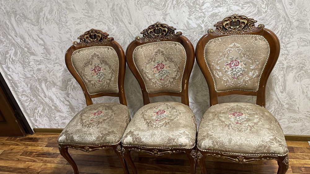 Продаются стулья