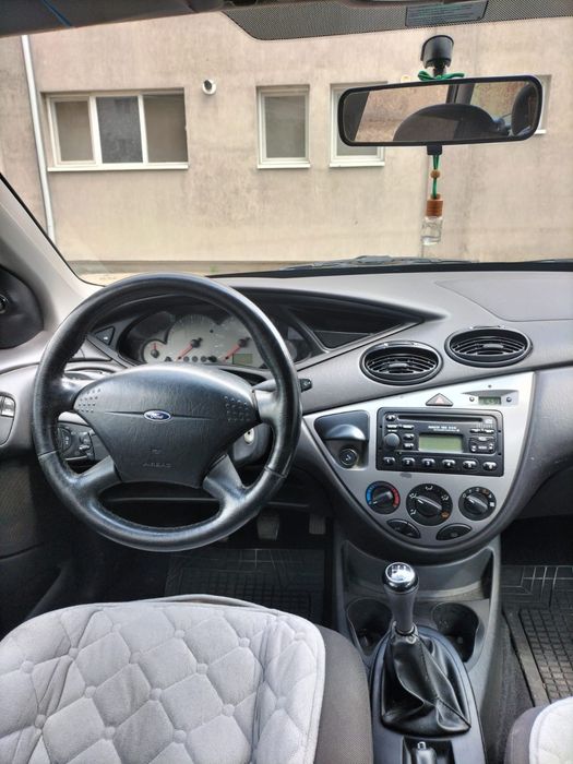 FORD Focus 2002 — imagine 2