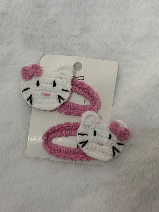 Ръчно плетени детски фиби