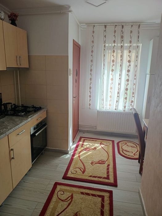 Dau in chirie apartament 2 camere zona Tudor bulevard Pandurilor langa Eon
