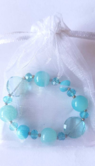 Бижута - гривна, обеци