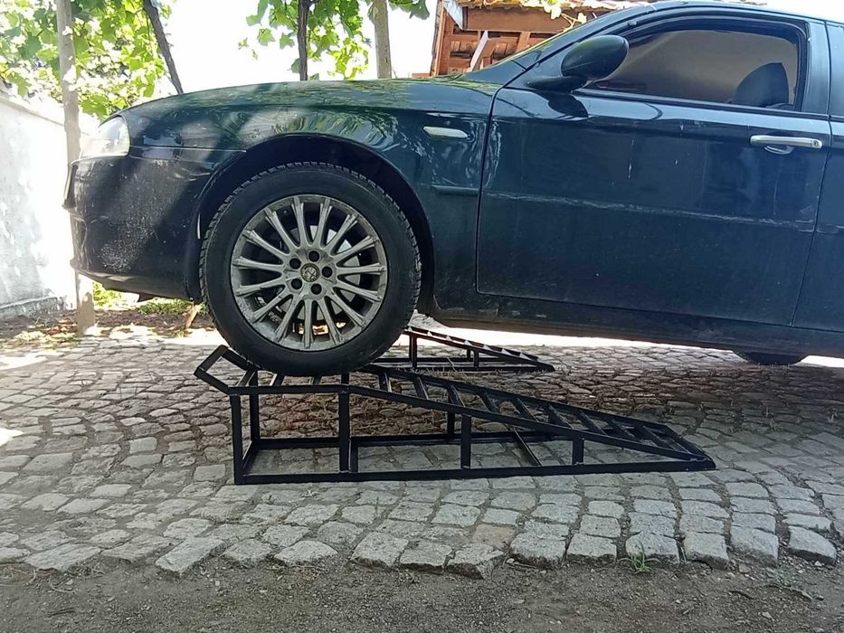 Естакади рампи за кола джип смяна на масло автомивка рампа естакада