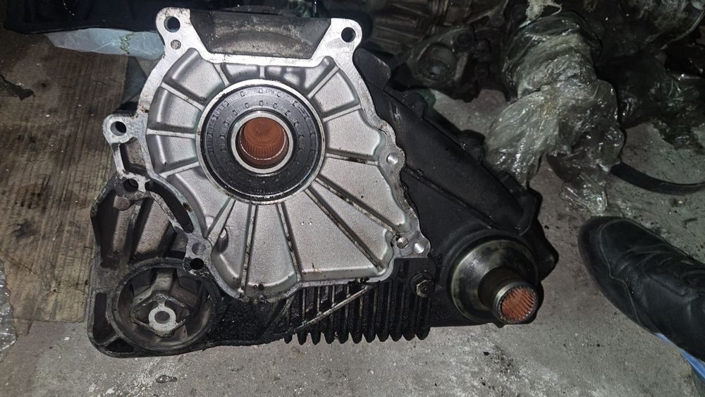 Раздатка за BMW X5 E53