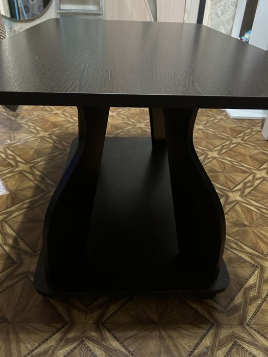 Продам 2 стола в отличном состоянии