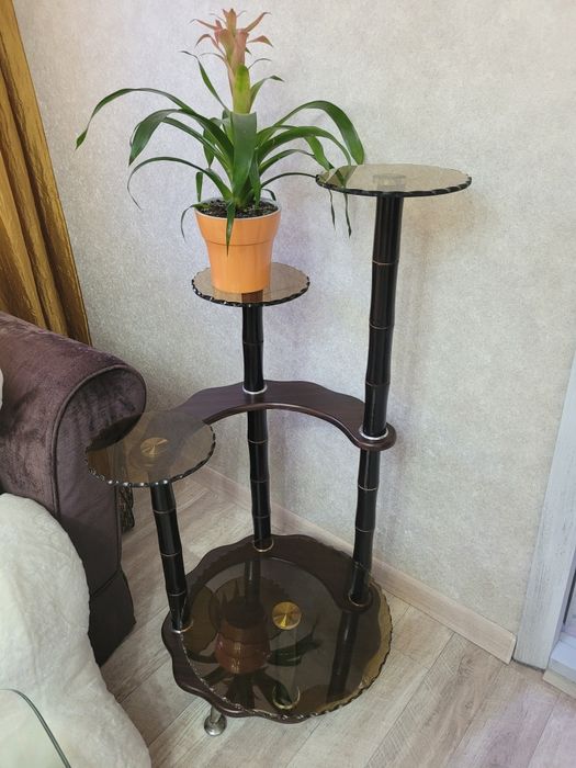 Полка дерево +стекло высота 110