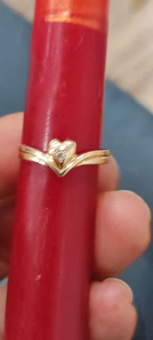 Продам золотое кольцо