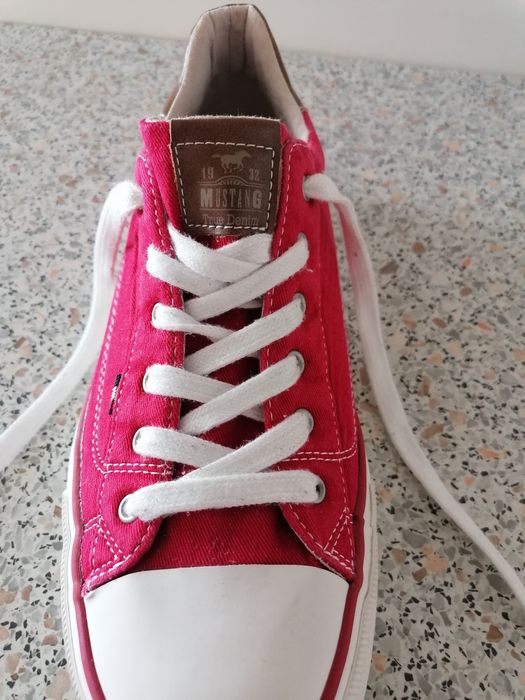 Дамски кецове MUSTANG, н. 40