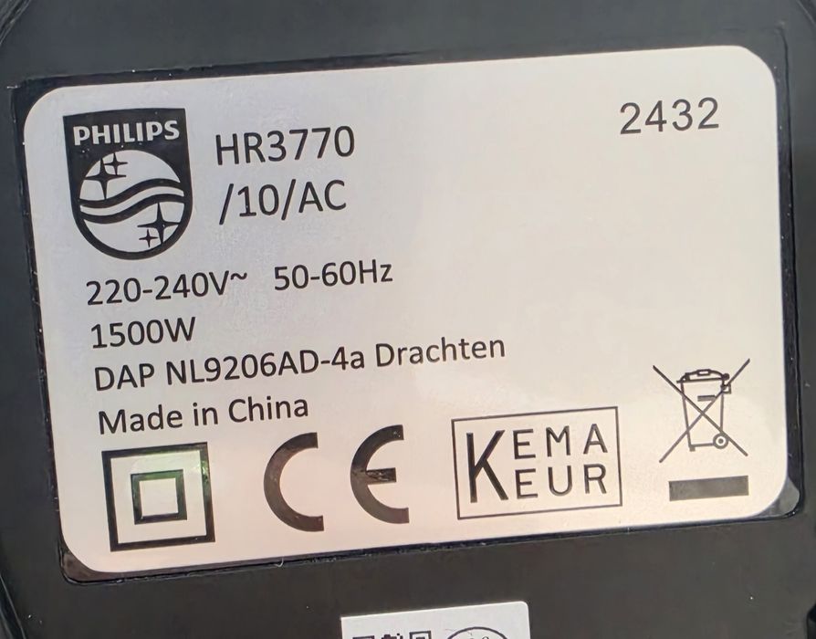 Блендер Philips HR3770