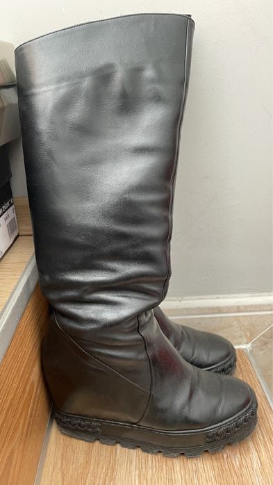 Дамски зимни ботуши (скрита платформа) - 37 р-р