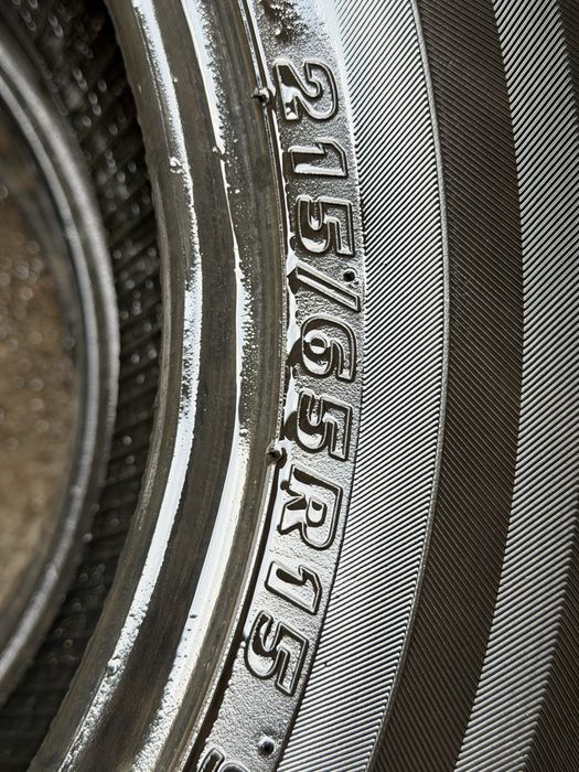 215/65/15 Kumho пара летние шины