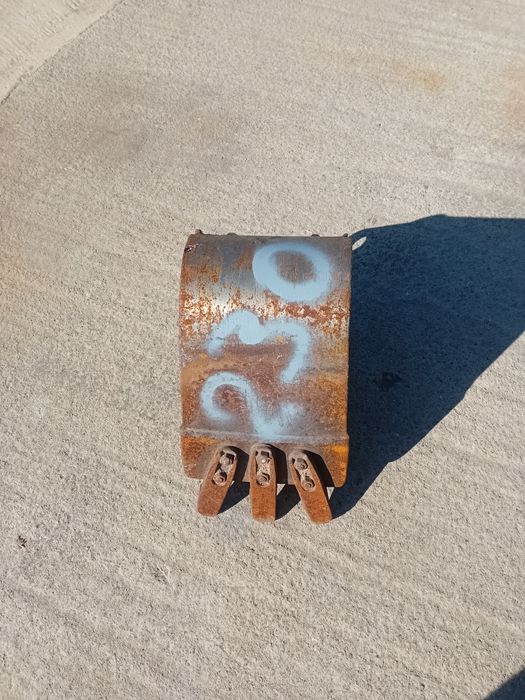 Cupa 25 cm miniexcavator 1.5 1.8 tone