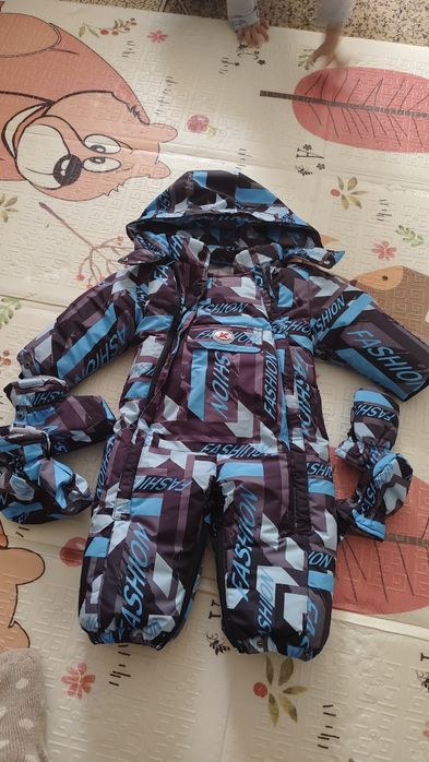 Продам комбинезон