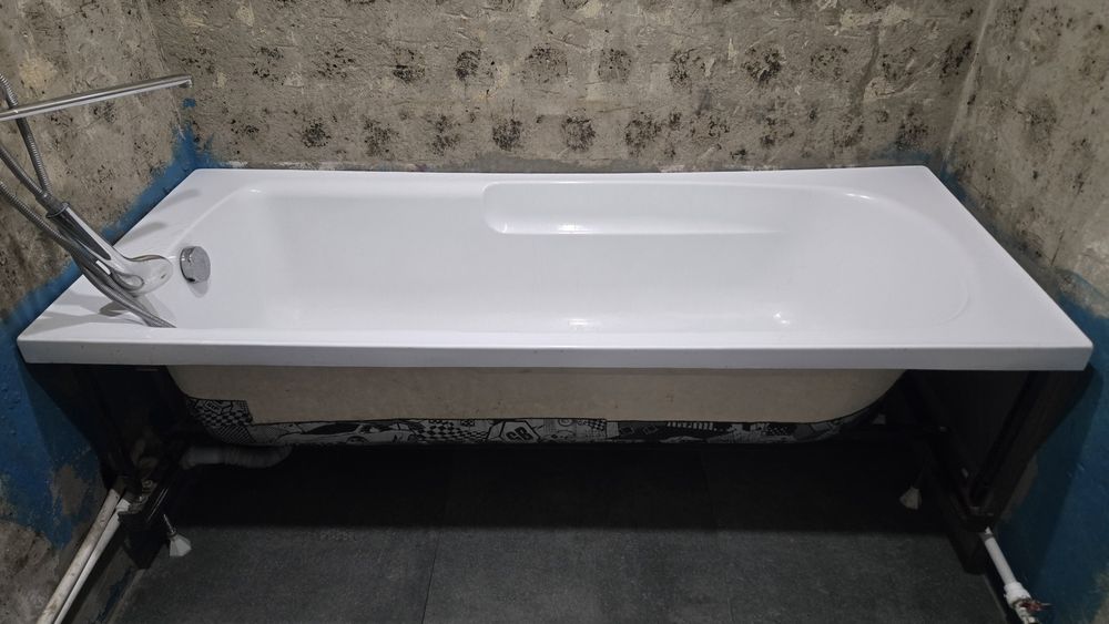 Ванна акриловая б/у