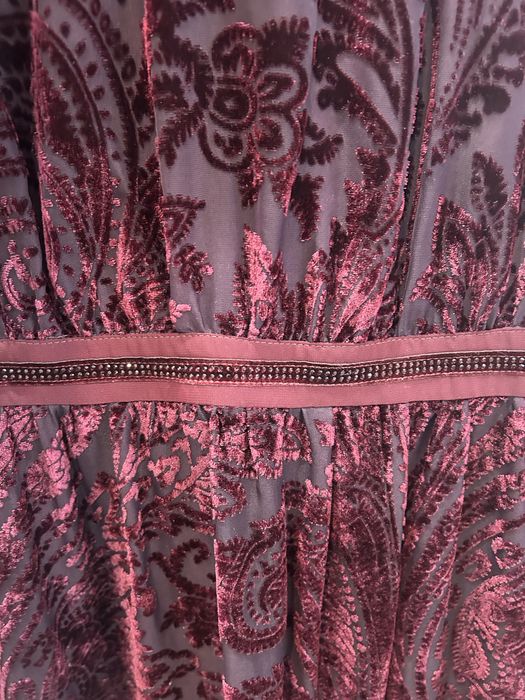 Продается  платье новое  (Турция)