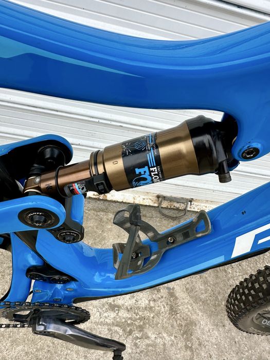 Pivot MACH CARBON 429 L 27.5 /29 Enduro