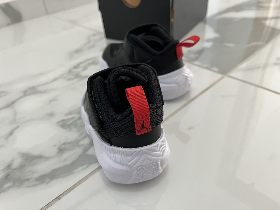 Детски обувки Nike Jordan Stay Loyal 2 - 21/23.5