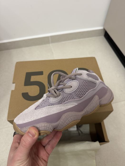 Adidas Yeezy 500, noi. mărimi 37, 37 1/3, 38  (23cm/24cm)