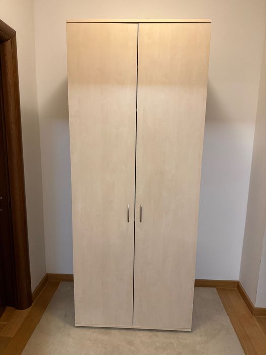 De Vânzare 5 Corpuri Mobilier